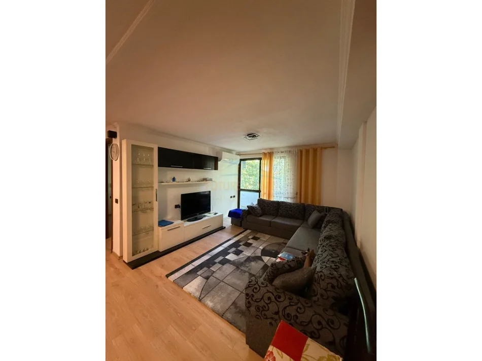 Tirane, shitet apartament 2+1 Kati 3, 101 m² 280.000 € (Myslym Shyr)