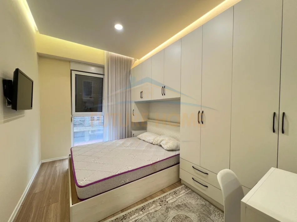Tirane, shitet apartament 1+1+Ballkon Kati 6, 64 m² 155.000 € (Jordan Misja)