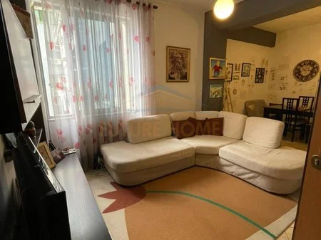 Tirane, shitet apartament 2+1 Kati 6, 95 m² 188.000 € 