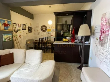 Tirane, shitet apartament 2+1 Kati 6, 95 m² 188.000 € 