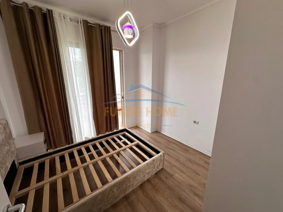 Tirane, shitet apartament 2+1+Ballkon Kati 8, 81 m² 145.000 € (Astir)