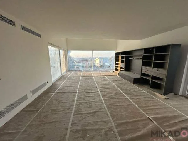 jepet me qera Vile 7.000 Euro