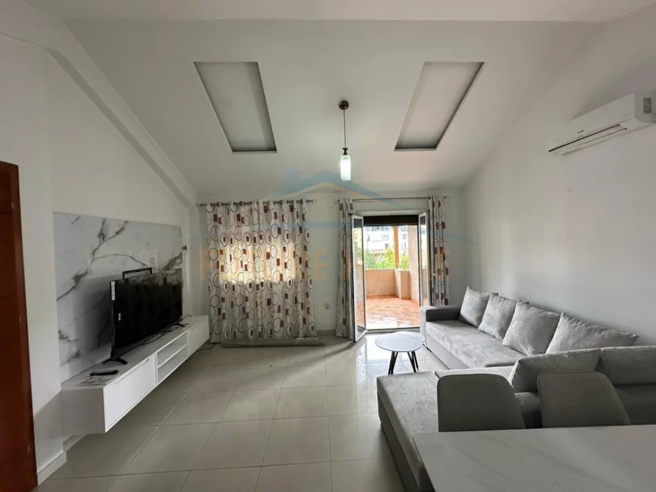 Tirane, jepet me qera apartament 2+1 Kati 2, 80 m² 600 € (Selitë)
