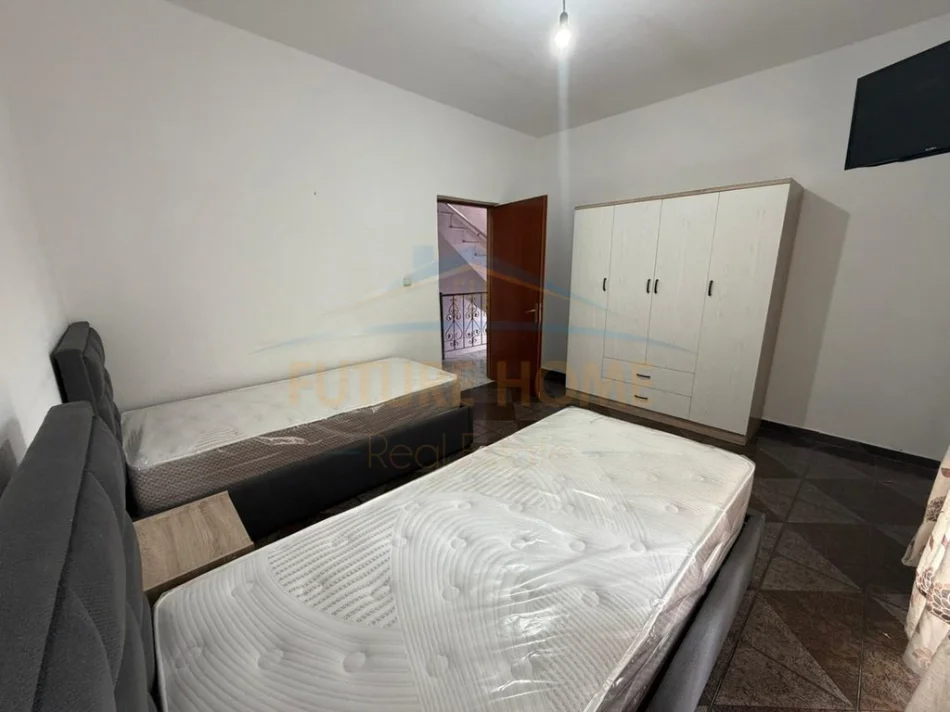 Tirane, jepet me qera apartament 2+1 Kati 2, 80 m² 600 € (Selitë)