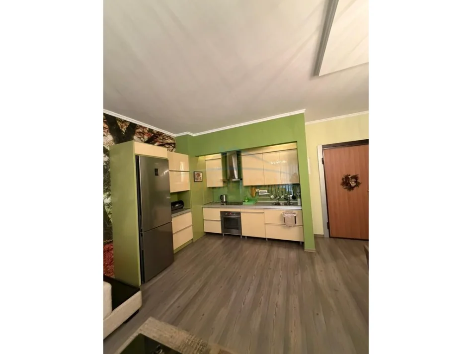 Tirane, shitet apartament 2+1 Kati 4, 105 m² 325.000 € (RRUGA BARRIKADAVE)