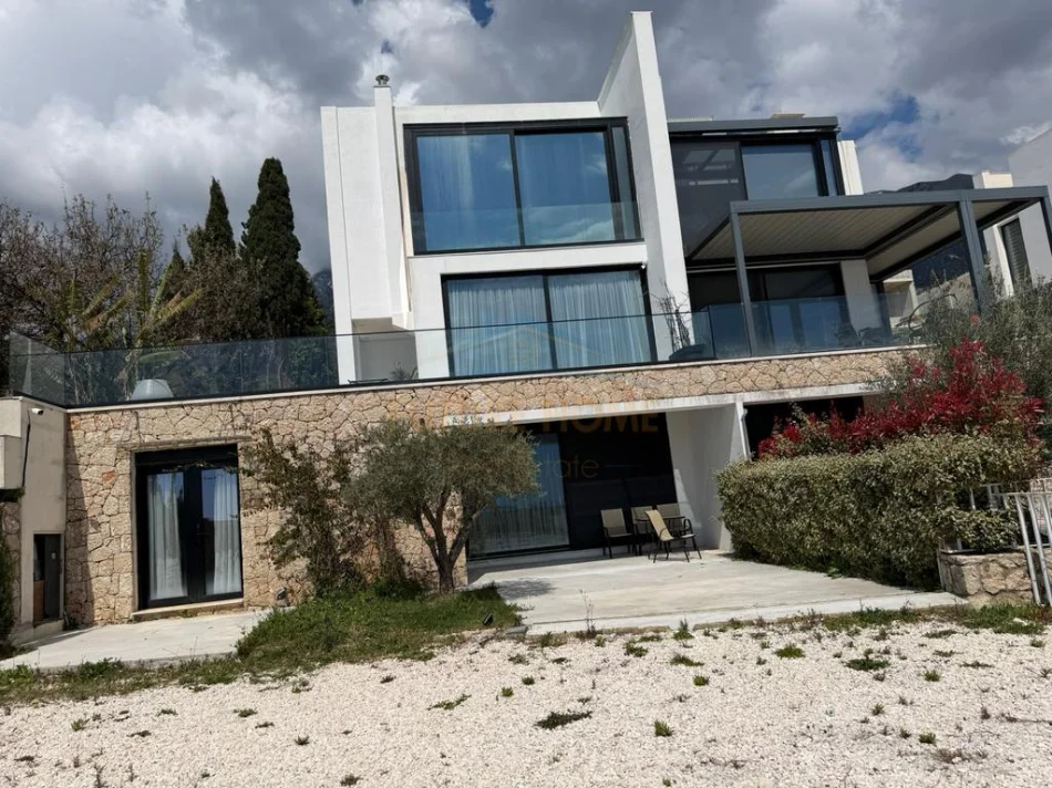 Shiten 2 apartamente bashke ne Drimadhe
