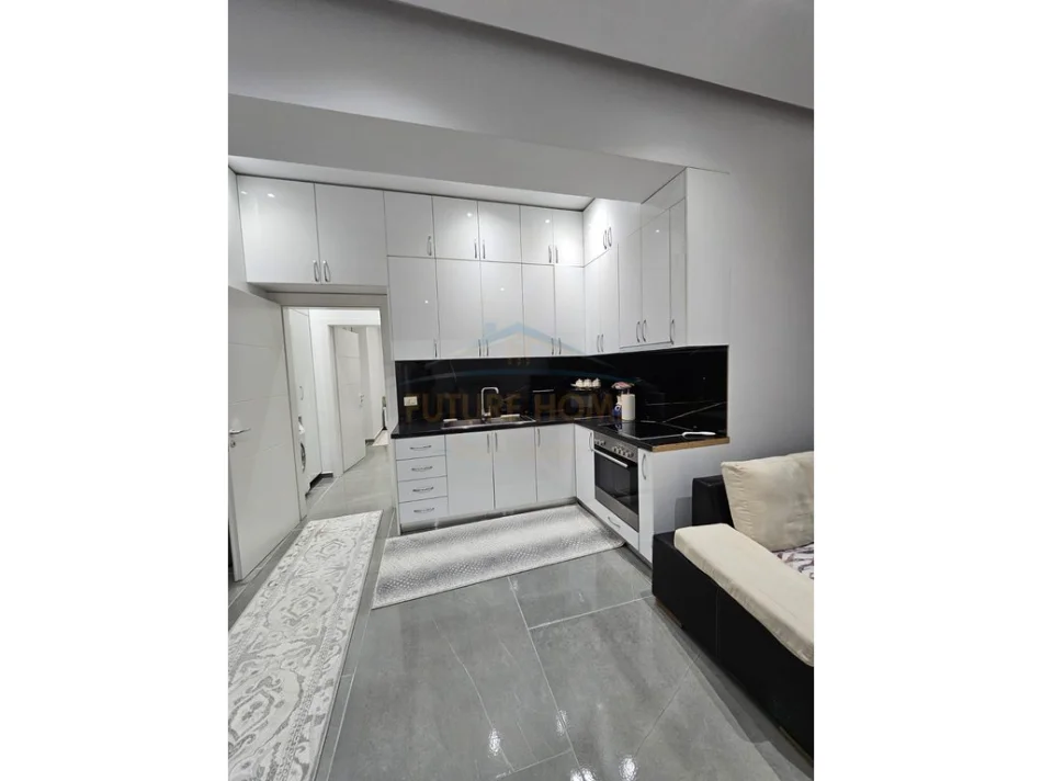 Tirane, shitet apartament 1+1+Aneks+Ballkon Kati 0, 85 m² 135.000 € (Selite)