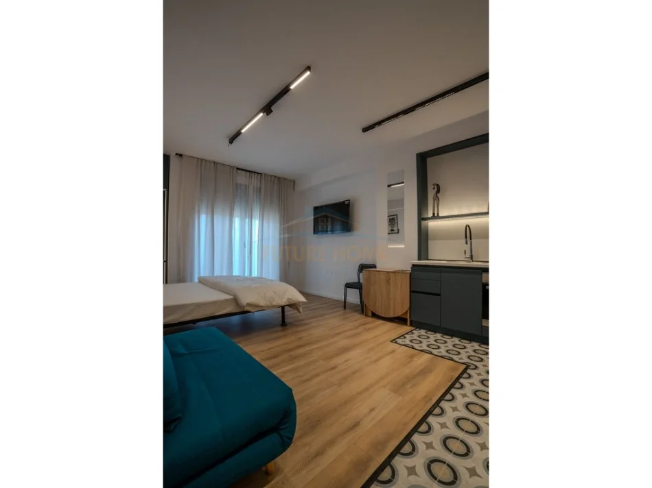 Tirane, shiten 2 Garsoniere Kati 4, 164.000 € (Rruga Siri Kodra, Bulevardi i Ri)