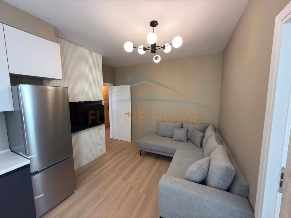 Tirane, shitet apartament 2+1+Ballkon Kati 4, 74 m² 135.000 € (Unaza e Re)