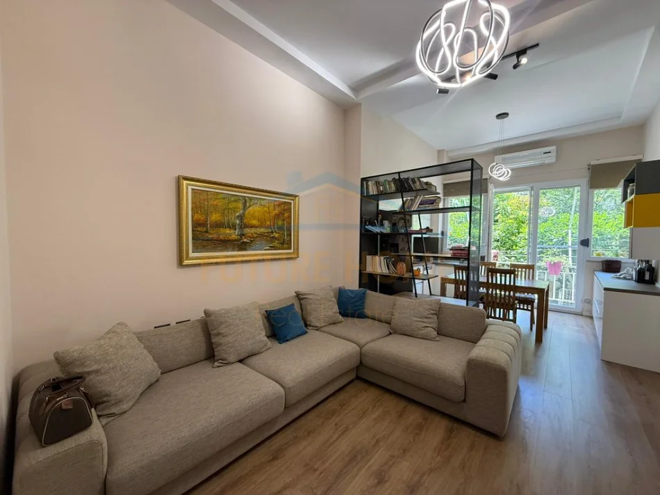 Tirane, shitet apartament 3+1 Kati 0, 133 m² 181.000 € (muhamed deliu)