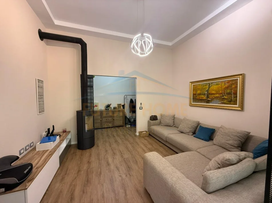 Tirane, shitet apartament 3+1 Kati 0, 133 m² 181.000 € (muhamed deliu)