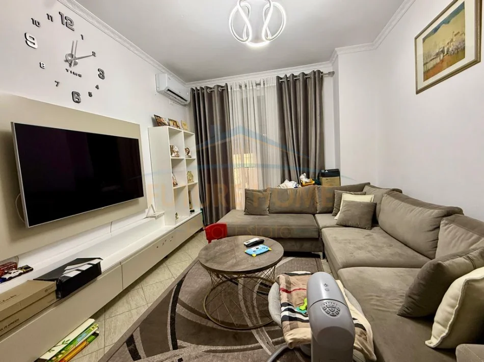 Tirane, shitet apartament 1+1 Kati 1, 49 m² 95.000 € (Misto Mame)
