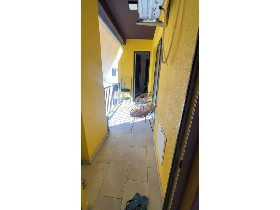 Tirane, jepet me qera apartament 2+1 Kati 4, 103 m² 700 € (Grand Gallery)