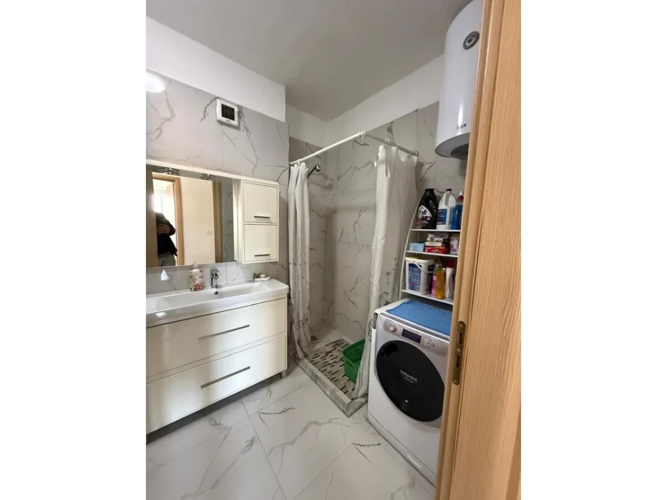 Tirane, shitet apartament 2+1+Ballkon Kati 6, 106 m² 225.000 € (Don Bosko)