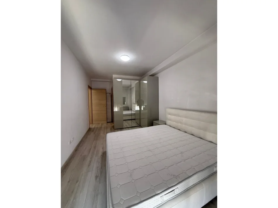 Tirane, shitet apartament 2+1+Ballkon Kati 6, 106 m² 220.000 € (Don Bosko)