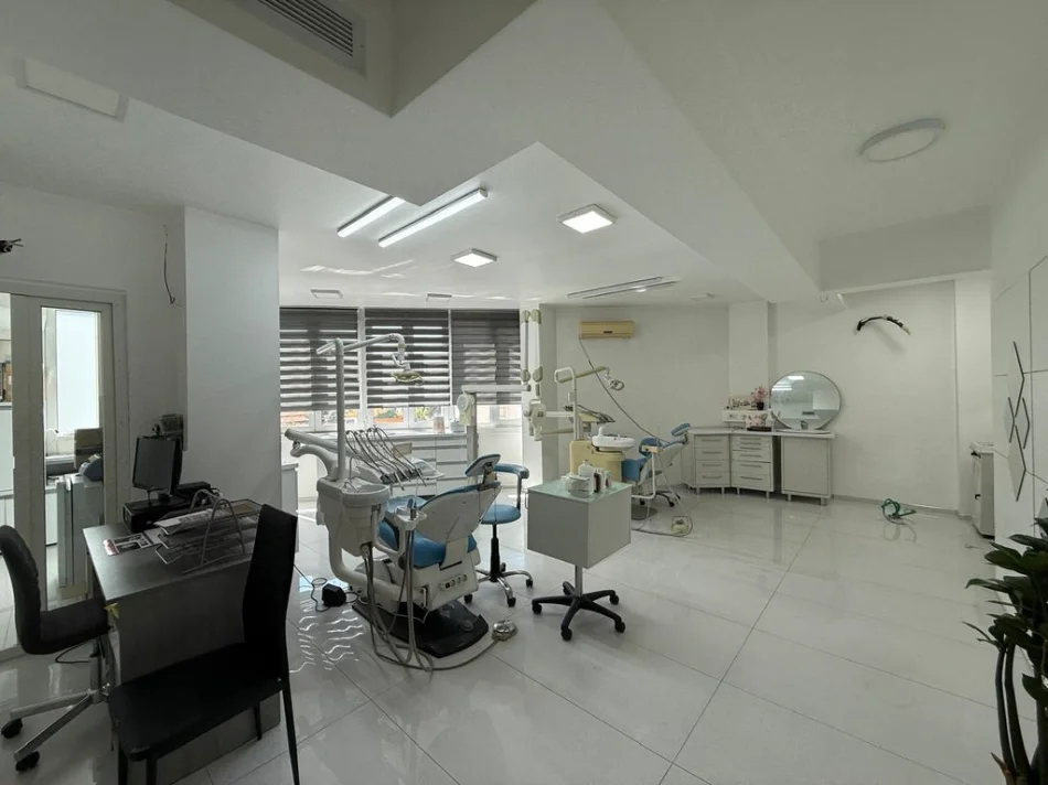 Tirane, shes ambjent biznesi Kati 1, 74 m² 275.000 €