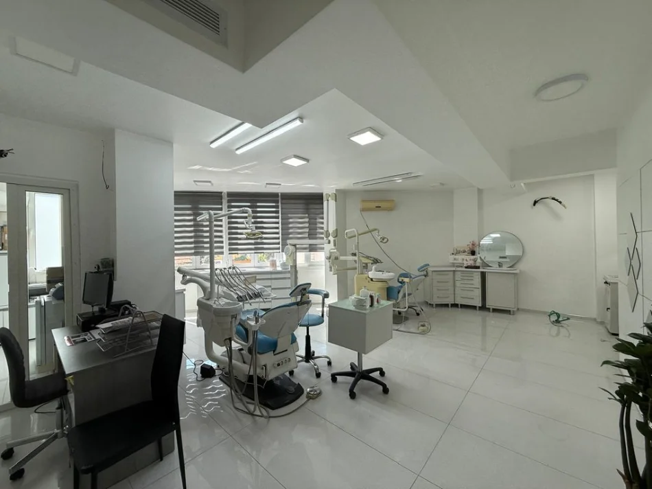 shitet ambjent biznesi Kati 1, 74 m² 275.000 € (ZOGU I ZI)