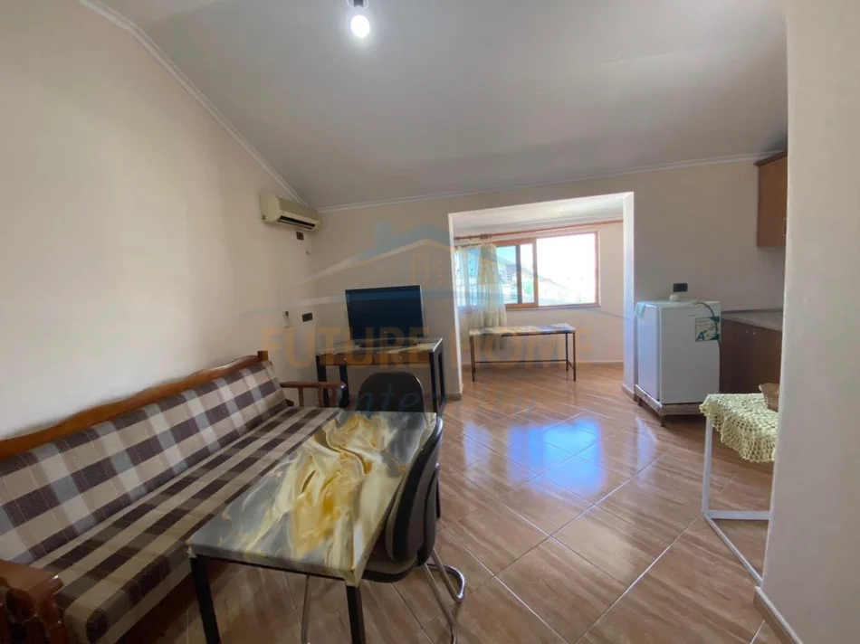 Tirane, jepet me qera apartament 1+1 Kati 6, 55 m² 40.000 leke (Rruga Siri Kodra)