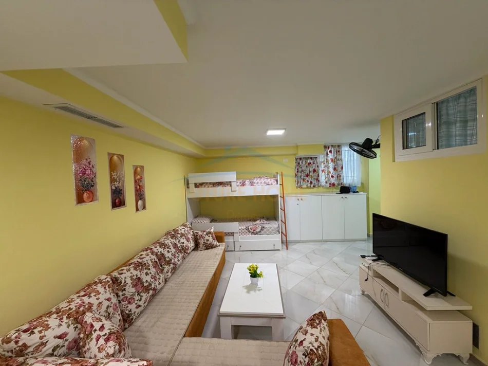 Durres, shitet apartament 1+1 Kati 0, 52 m² 75.000 € (GOLEM)