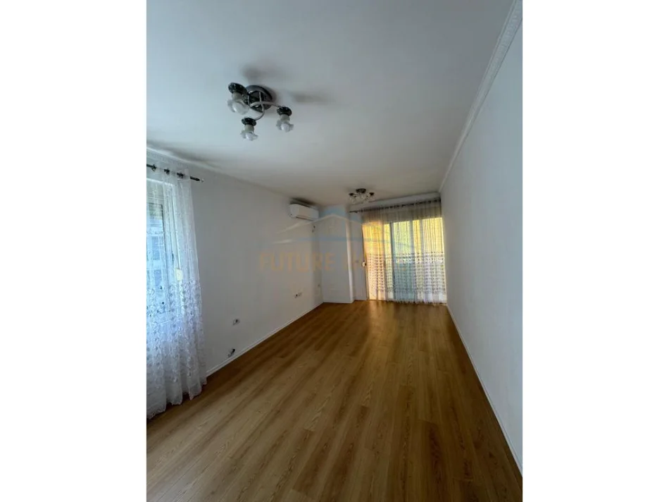 Tirane, shitet apartament 2+1 Kati 1, 88 m² 135.000 € (FRESKU)
