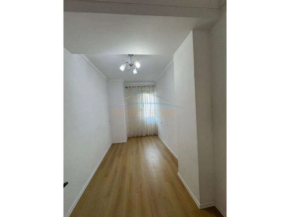 Tirane, shitet apartament 2+1 Kati 1, 86 m² 135.000 € (Fresk)