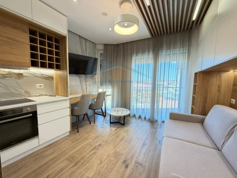 Tirane, shitet garsonier Kati 4, 34 m² 95.000 € (Rruga e Dibres)