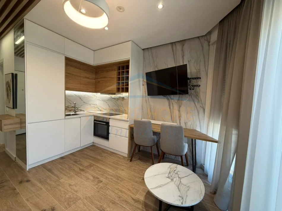 Tirane, shitet garsonier Kati 4, 34 m² 95.000 € (Rruga e Dibres)