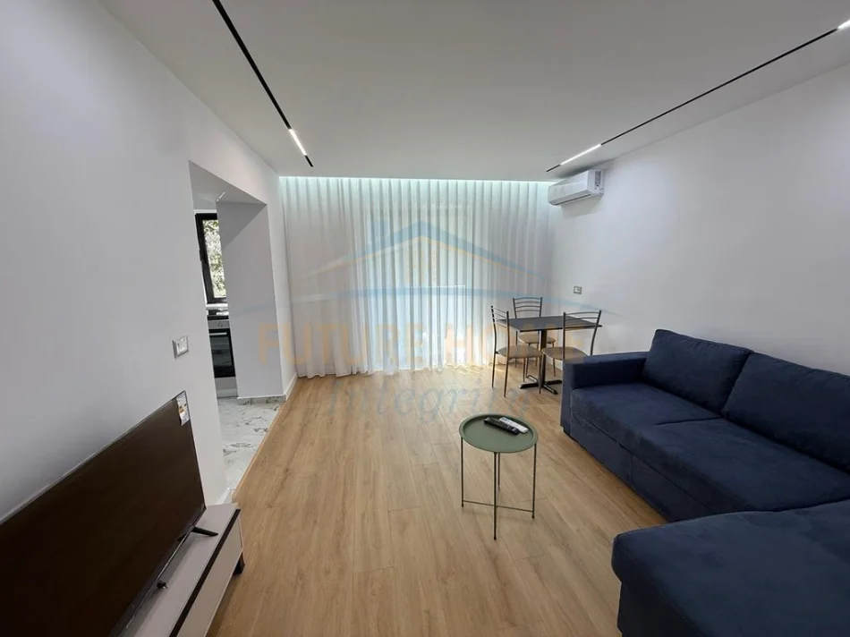 Tirane, shitet apartament 1+1+Ballkon Kati 3, 48 m² 145.000 € (Shkolla e Baletit)