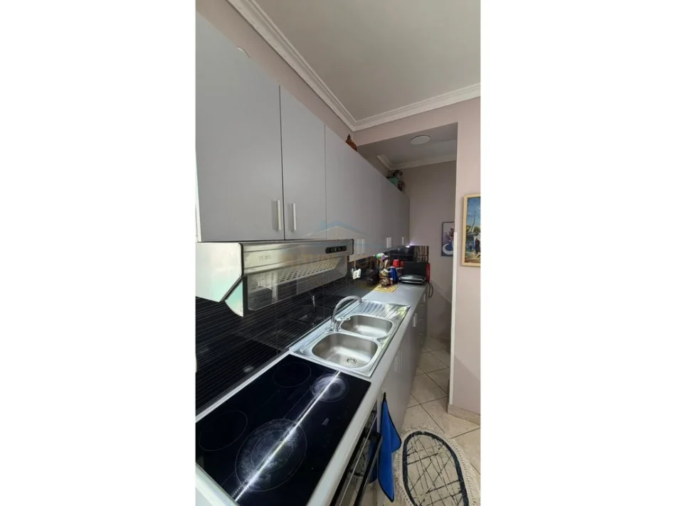 Tirane, shitet apartament 2+1+Ballkon Kati 5, 144 m² 167.000 € (Fresku)