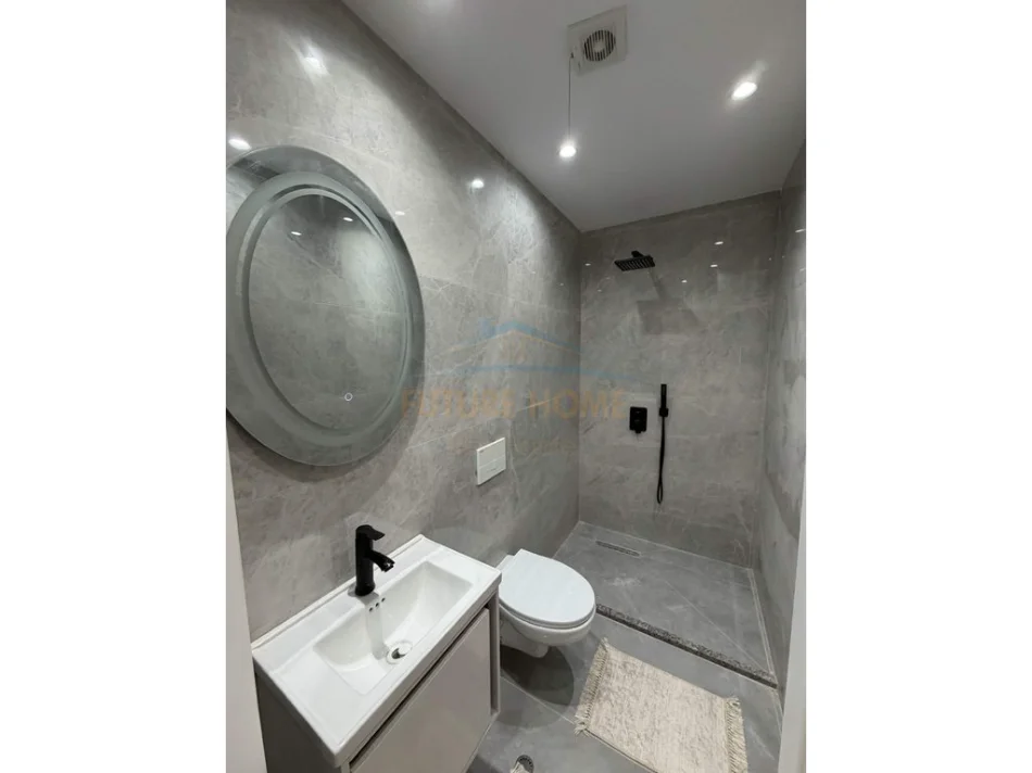Tirane, shitet apartament 1+1 Kati 5, 52 m² 118.000 € 