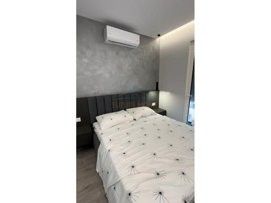 Tirane, shitet apartament 2+1 Kati 5, 122 m² 165.000 € (FRESKU)