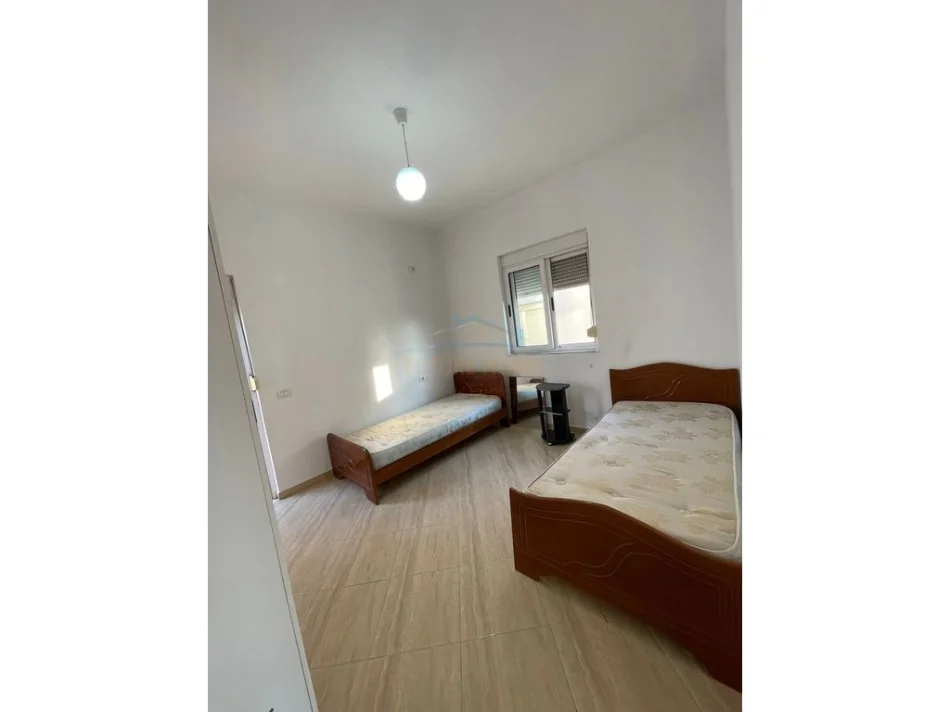 Tirane, jepet me qera apartament 2+1 Kati 2, 110 m² 400 € (Kodra e Priftit)