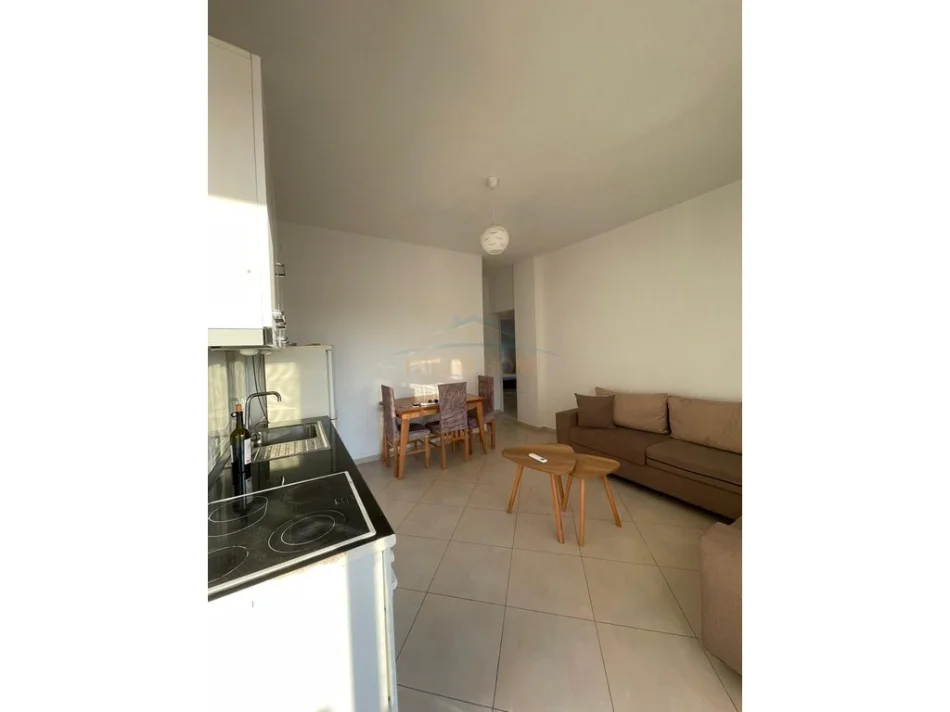 Tirane, jepet me qera apartament 2+1 Kati 2, 110 m² 400 € (Kodra e Priftit)