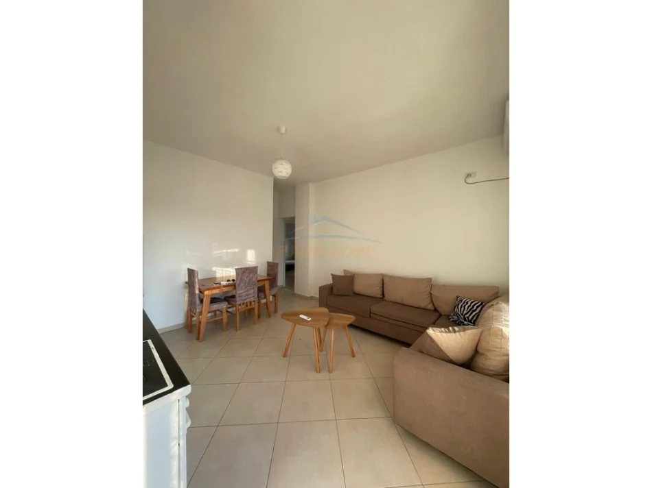 Tirane, jepet me qera apartament 2+1 Kati 2, 110 m² 400 € (Kodra e Priftit)