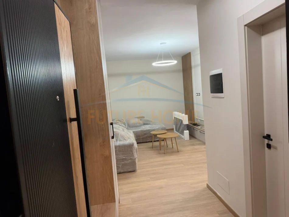 Tirane, jepet me qera apartament 1+1+Ballkon Kati 1, 58 m² 750 € (KOPSHTI ZOLOGJIK)