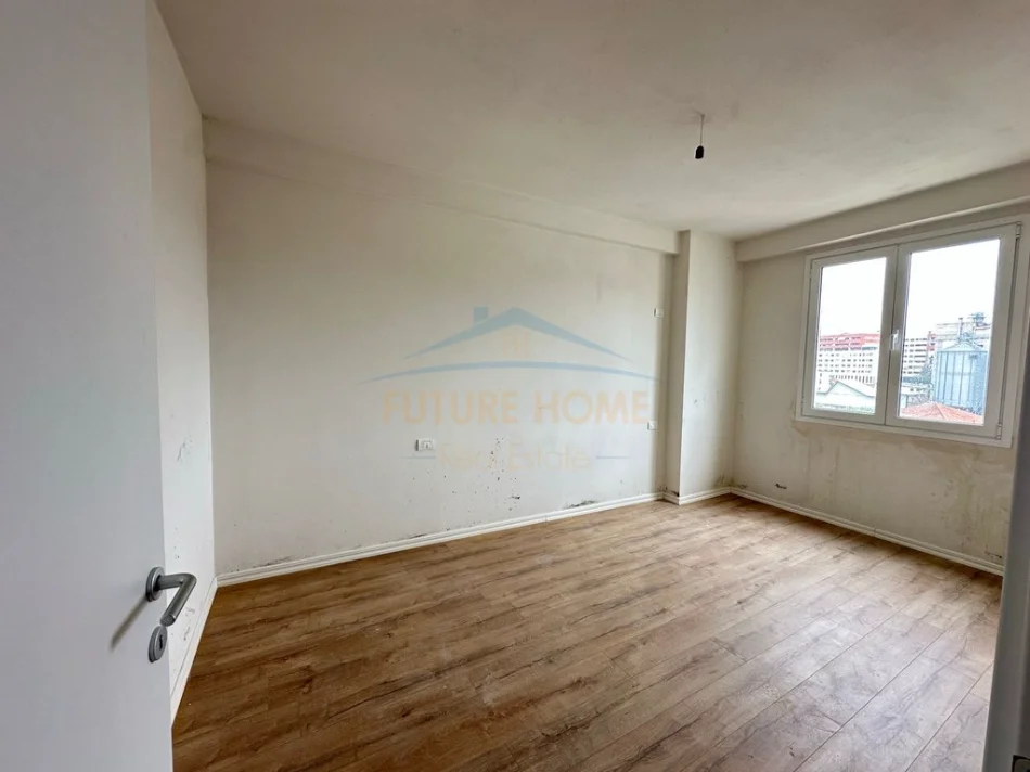 Tirane, shitet apartament 2+1 Kati 3, 73 m² 135.000 € 