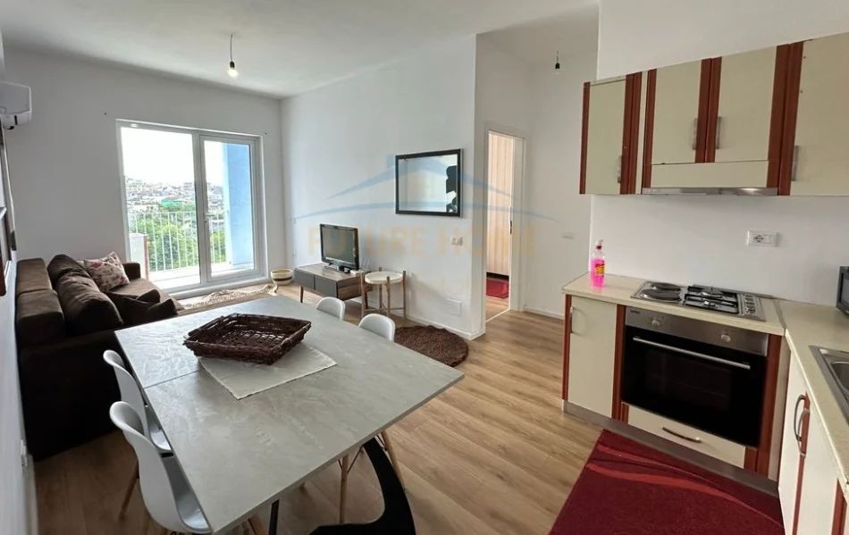 Tirane, shitet apartament 1+1 Kati 3, 60 m² 95.000 € (fresku)