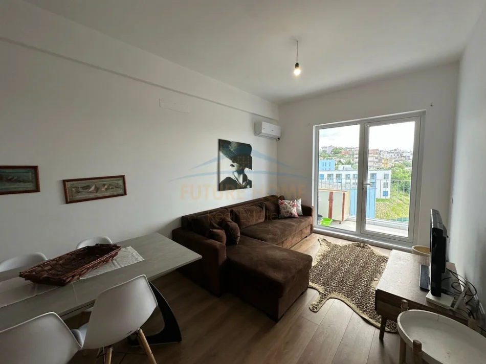 Tirane, shitet apartament 1+1 Kati 3, 59 m² 95.000 € (OXA)