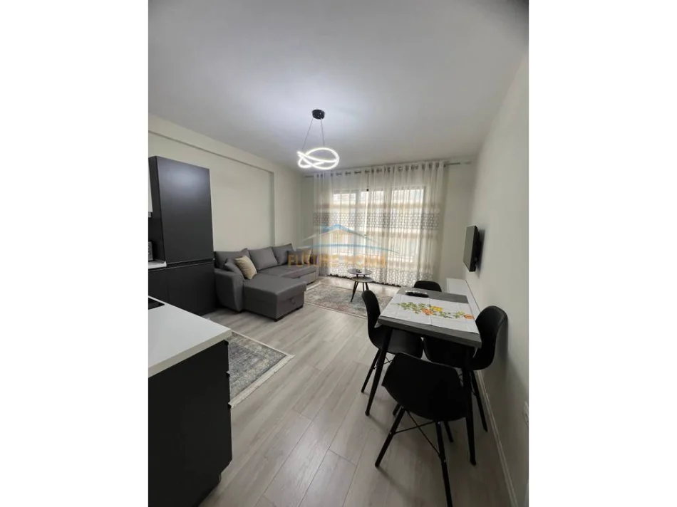 Tirane, shitet apartament 2+1 Kati 7, 99 m² 320.000 € (Rruga e Durresit)