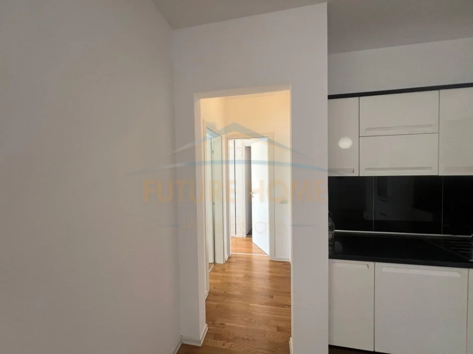 Tirane, shitet apartament 2+1+Ballkon Kati 4, 107 m² 260.000 € 