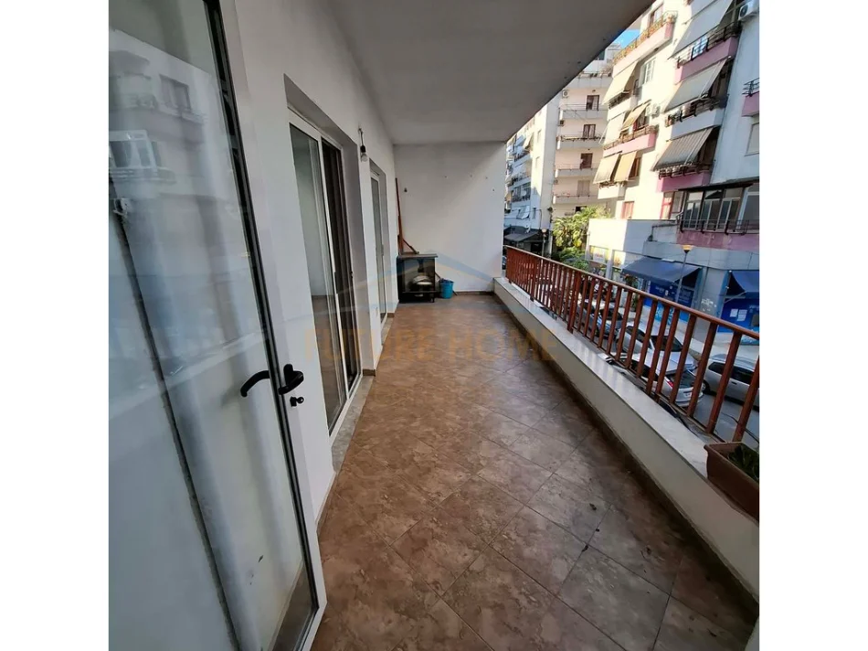 Tirane, shitet apartament 2+1 Kati 1, 97 m² 139.000 € (MISTO MAME)