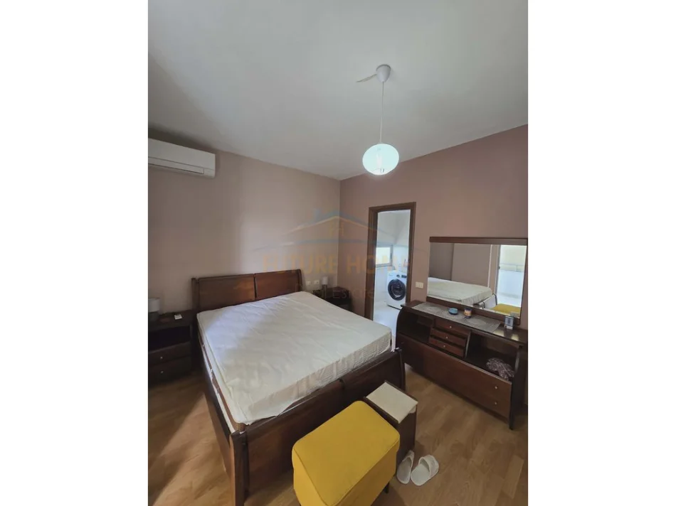 Tirane, shitet apartament 2+1 Kati 5, 104 m² 145.000 € (Unaza e Re)