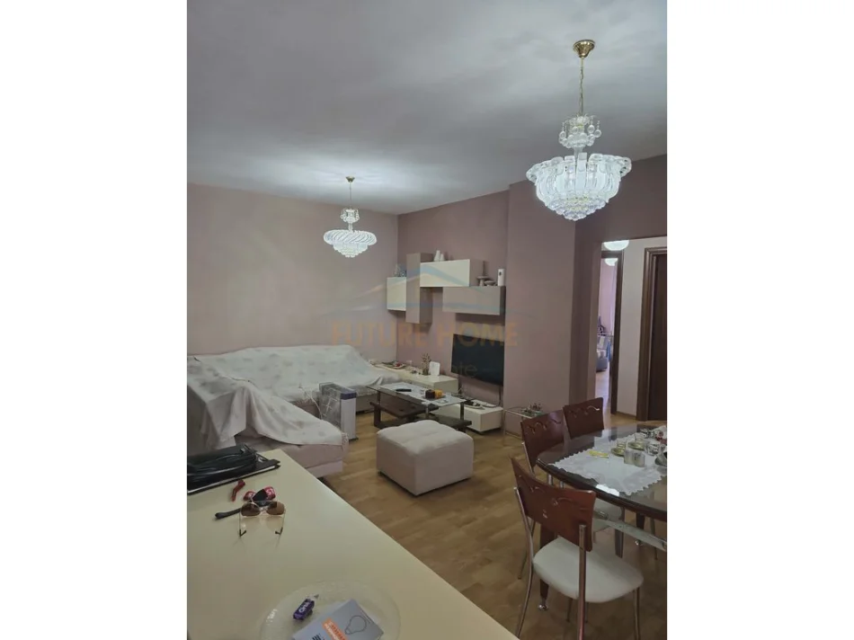 Tirane, shitet apartament 2+1 Kati 5, 104 m² 145.000 € (Unaza e Re)