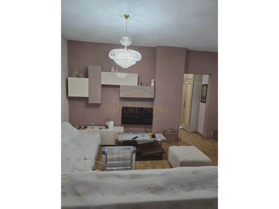 Tirane, shitet apartament 2+1 Kati 5, 104 m² 145.000 € (Unaza e Re)