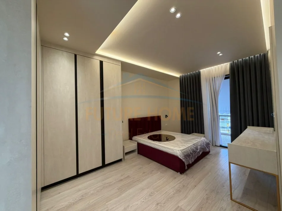 Tirane, jepet me qera apartament 2+1+Ballkon Kati 8, 137 m² 1.600 € (Kompleksi Delijorgj)