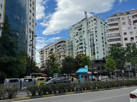 Tirane, shitet apartament 1+1 Kati 3, 54 m² 129.000 € (STACION TRENI, BULEVARDI ZOGU I)