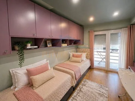 Tirane, jepet me qera apartament 2+1 Kati 3, 89 m² 950 € 