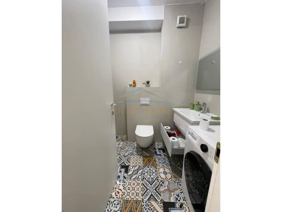 Gjiri Lalezit | Hamallaj, shitet apartament 1+1+Ballkon Kati 0, 90 m² 250.000 € (Gjiri i Lalzit)