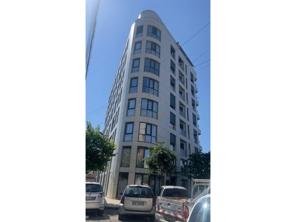 Tirane, jepet me qera ambjent biznesi Kati 0, 70 m² 700 € (Medrese)