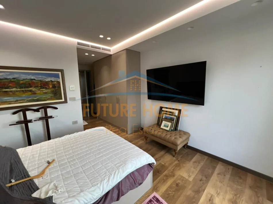 Tirane, shes apartament+verande | Penthouse 3+1+Ballkon Kati 9, 395 m² 1.200.000 € (Libri Universitar)